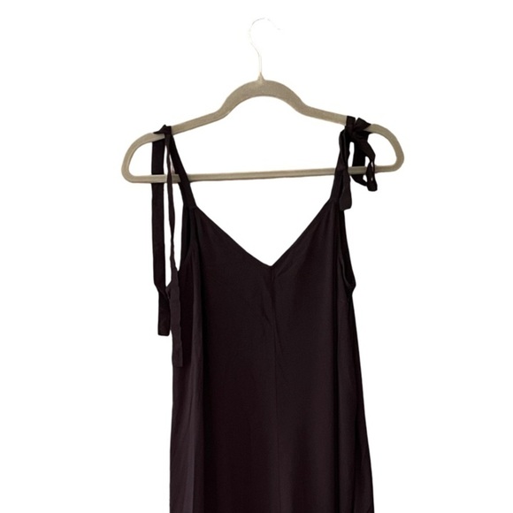 NEW Vince Camuto V-neck Sleeveless Tie-Shoulder Angled Hem Jumpsuit Black Sze S - Picture 4 of 14